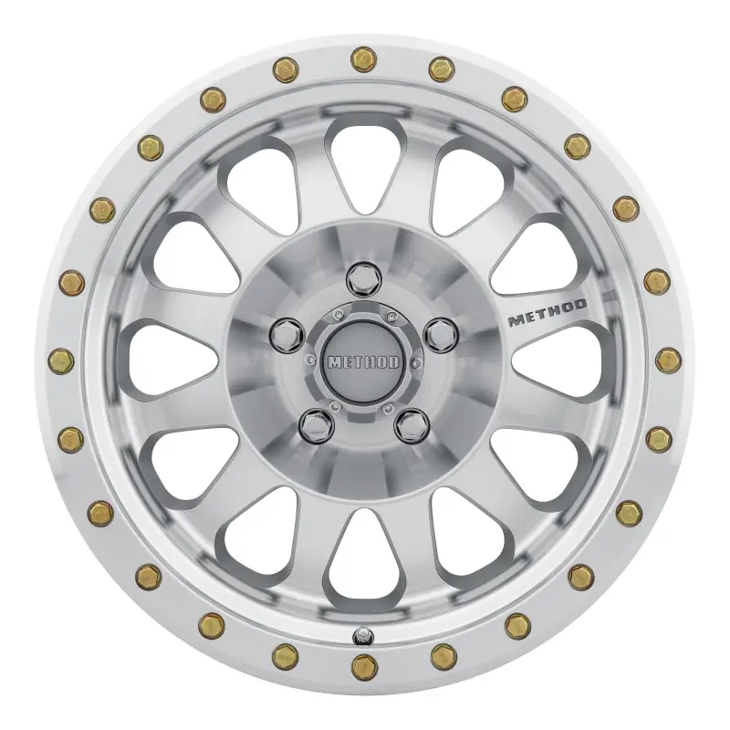 Method Mr304 Double Standard 17X8.5 0Mm Offset 5X5.5 108Mm Cb Machined/Clear Coat Wheel 1