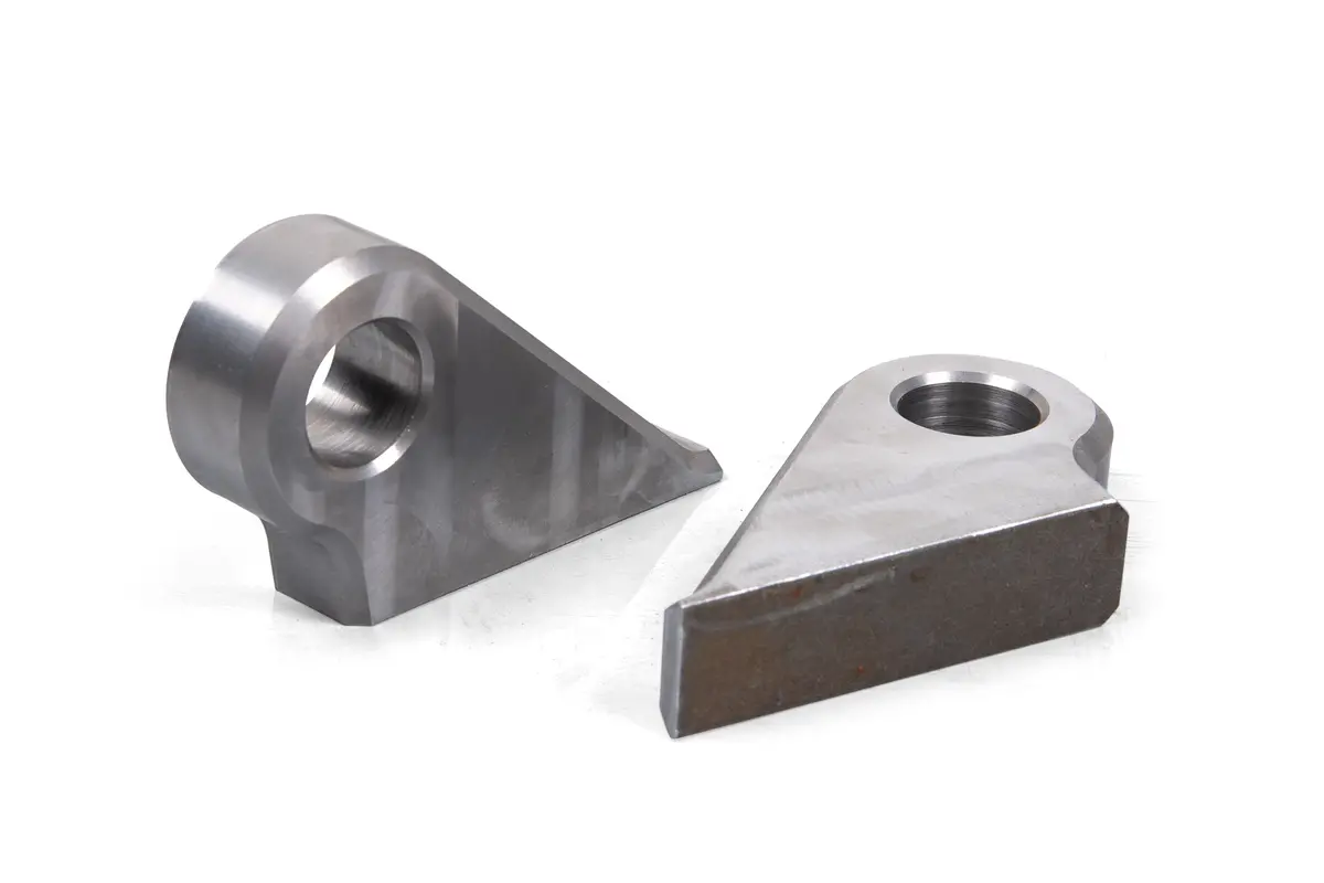 1" Cnc Machined Shackle Tabs (Pair) 1