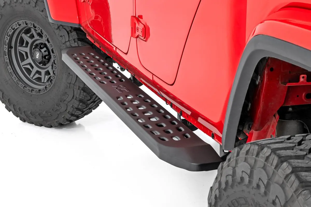 Rough Country 44008 Rpt2 Running Board 1