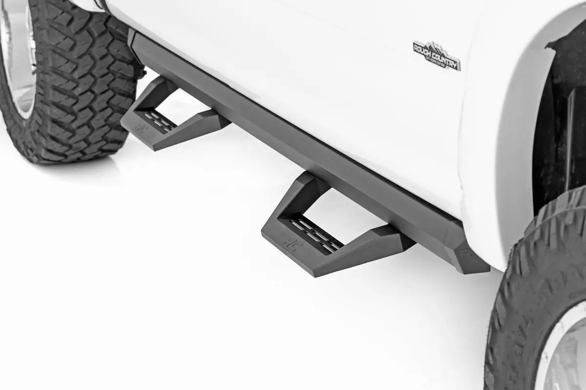 Rough Country 51008A Srx2 Adj Aluminum Step 1
