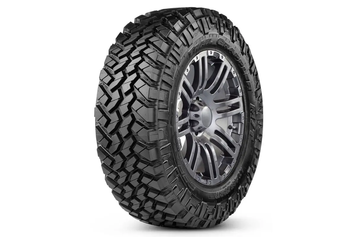 33X12.50R17 Nitto Trail Grappler 1