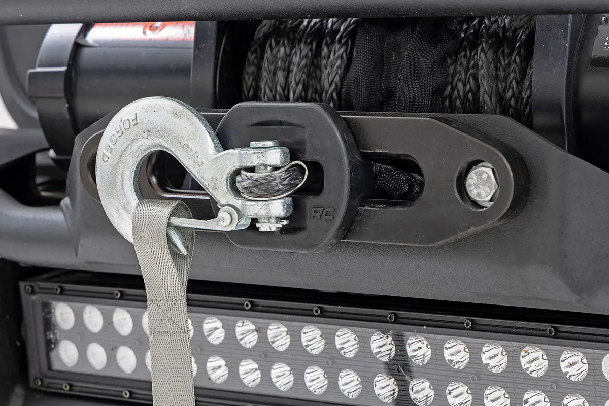 Rough Country Rs186 Winch Hook Isolator 1